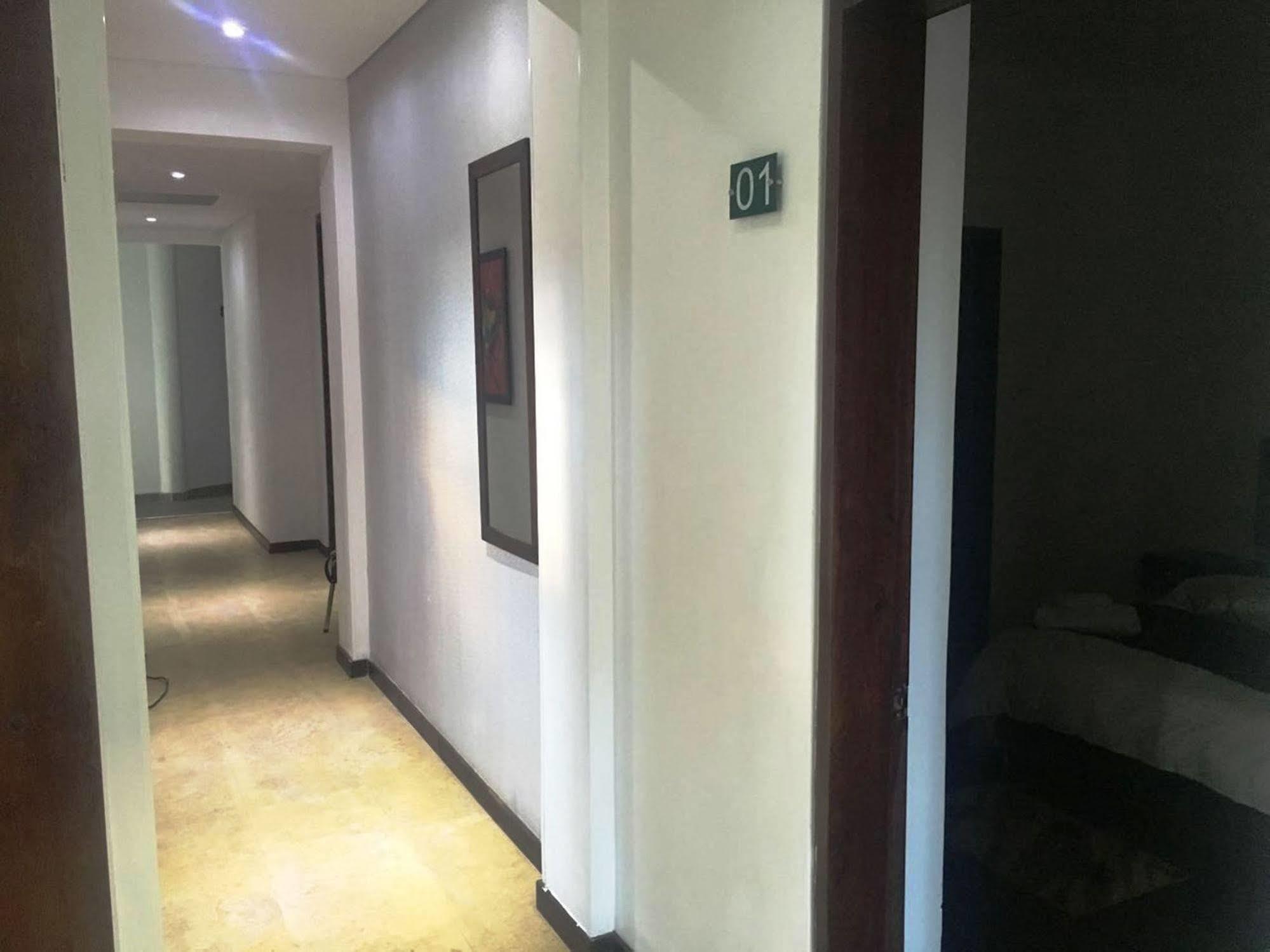 Hotel Ayenda La Tua Casa Bogotá Exterior foto